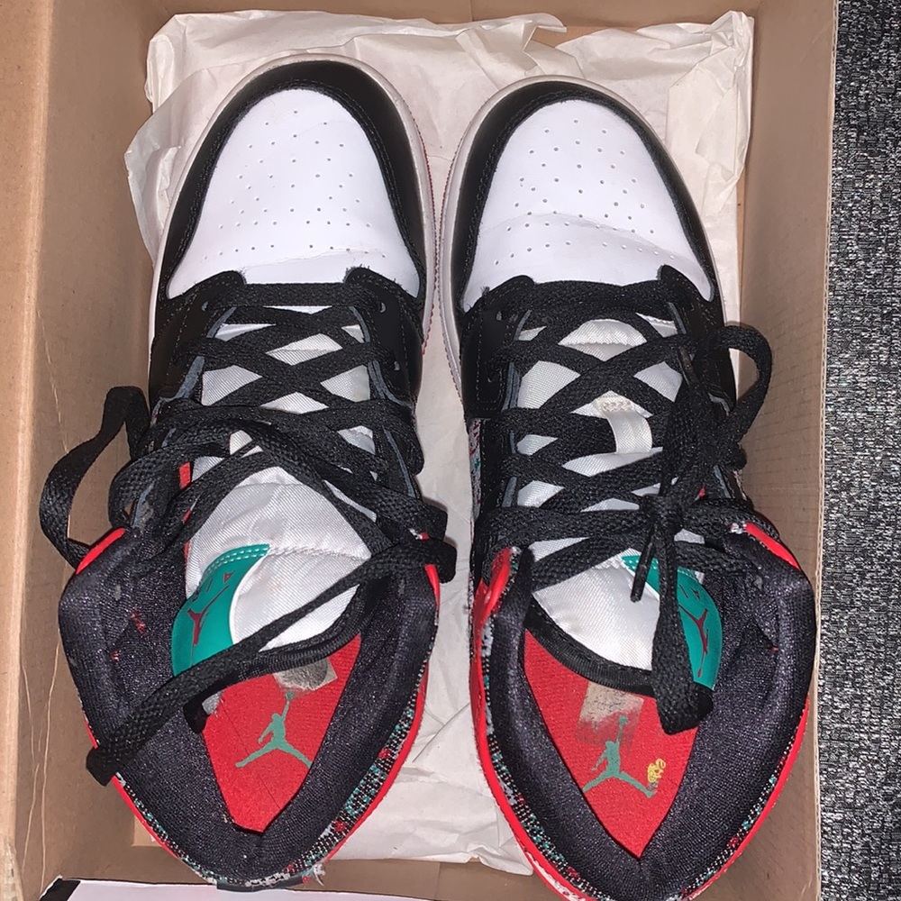 Jordan 1 - Picture 4 of 6
